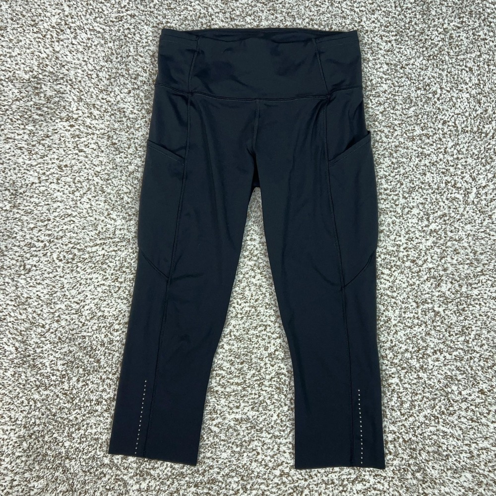 Lululemon Pants Womens 6 Black High Rise Cropped Leggings Pockets Fast Free Yoga